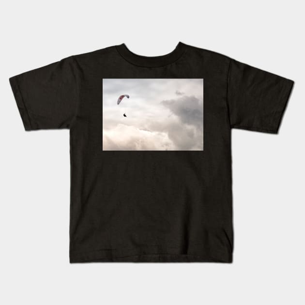 Paraglider Kids T-Shirt by EviRadauscher